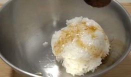 爆料饭团的吃法视频,视频曝光，美味瞬间升级！