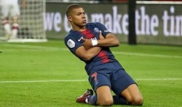 西班牙媒体爆料姆巴佩视频,西班牙媒体揭秘天才少年的日常训练细节”