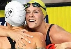 天涯爆料游泳队队长视频,揭秘赛场背后的真实故事