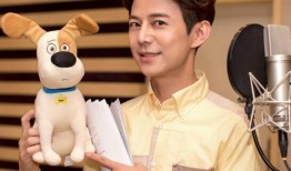 何炅爆料私人用品视频,私人用品大公开，明星生活原来如此接地气！